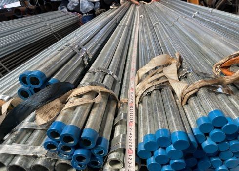 Q195-Q345 เกรดไฟฟ้าก๊าซ ท่อเหล็ก welded 0.5-60 มม ปรับแต่งพร้อมการตรวจสอบปลาย Caps