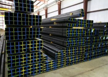 หมุนร้อนสแตนเลส ขอบขุมที่มีความอดทน ± 10% และการรักษาพื้นผิวตามความต้องการสําหรับการก่อสร้าง