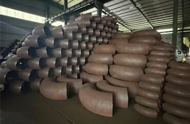 1/2' ถึง 24' อะไหล่ท่อเหล็กคาร์บอน เกรด WPB พร้อมสายเชื่อมต่อการปั่นท้ายสําหรับการใช้ในอุตสาหกรรม